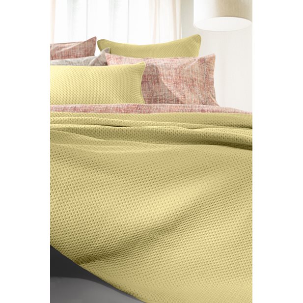 Guy Laroche Riva Lime Quilt Queen Size 220 x 240